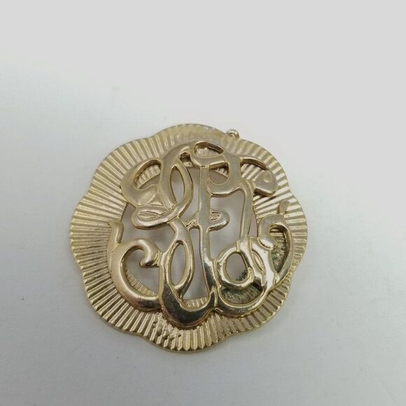 Vintage Gold Tone Monogram Initial Letter Brooch Personalized Lapel Pin, Estate - Picture 2 of 6
